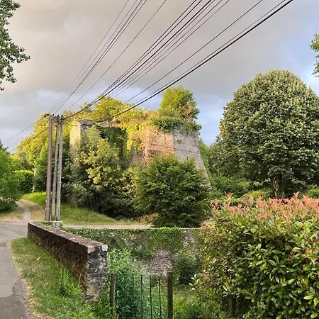 Charming In A Typical French Village Saint-Christophe-du-Luat